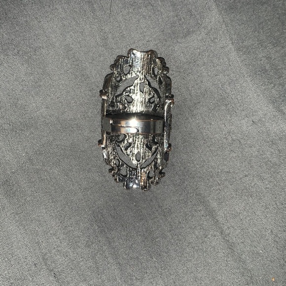 Butterfly Finger Ring - Picture 2 of 2